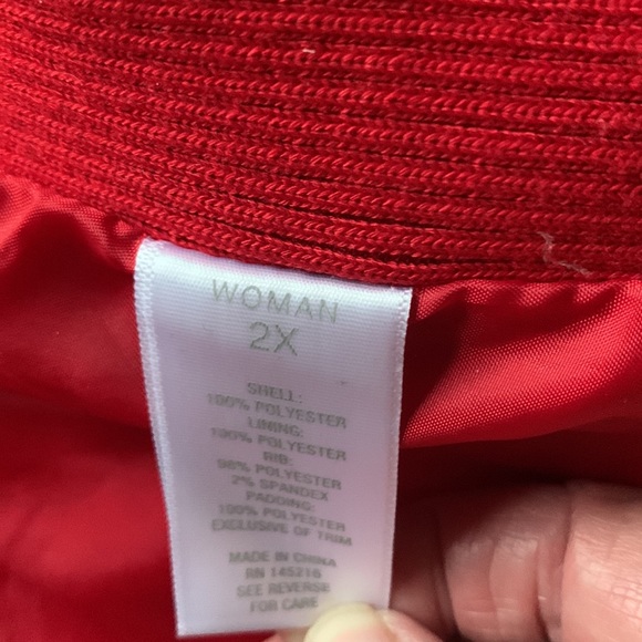 Vest - Picture 5 of 7